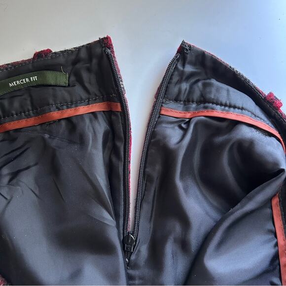 Eddie Bauer Red/Gray/Black Mercer Plaid Wool Blend Lined Knee-Length Skirt Sz 4 - Picture 9 of 11